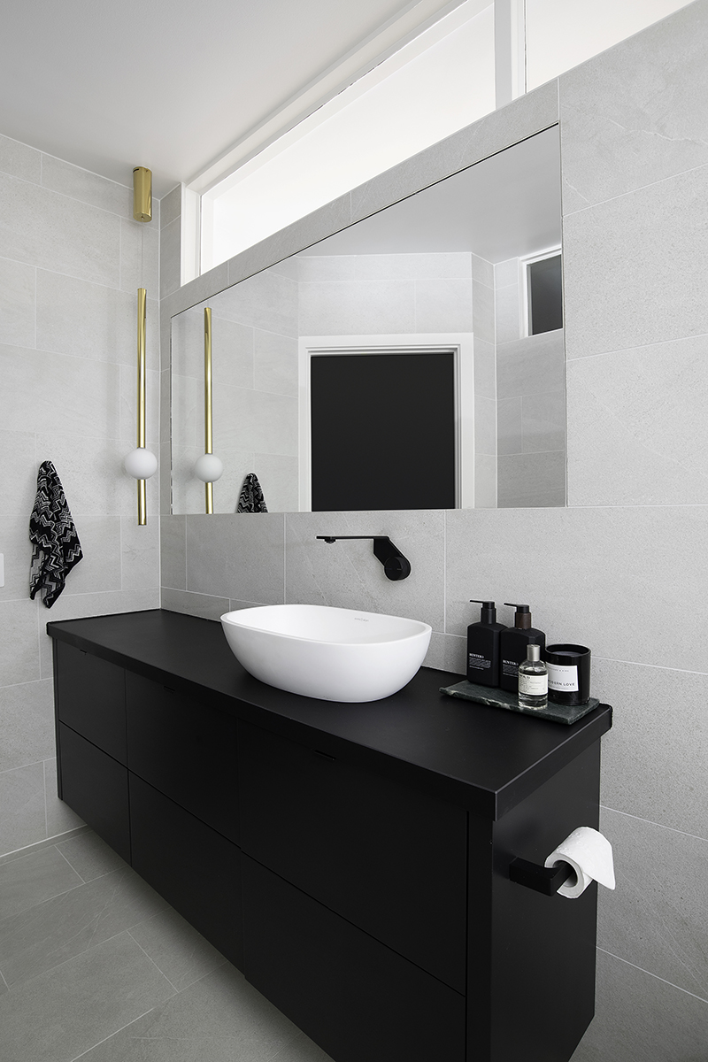 Collingwood Warehouse Apartment Bathroom, Edifice Property Phoenix